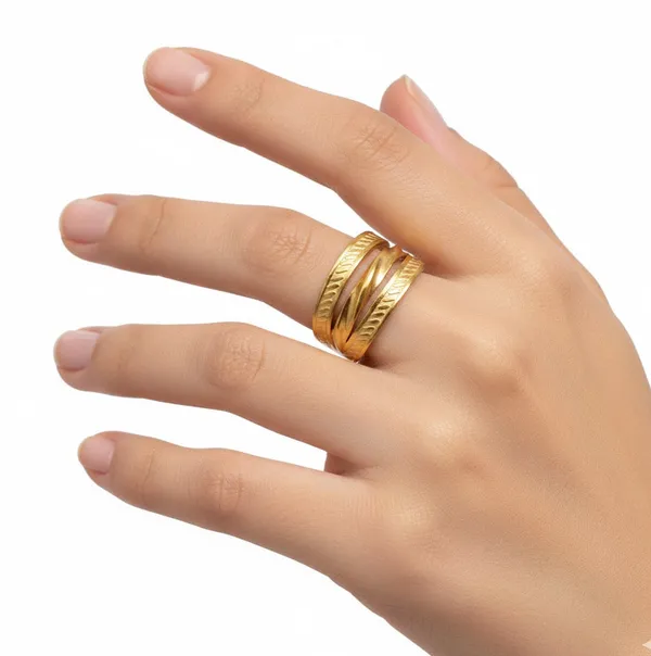 Gold_Serpentine_Ring_For_Women